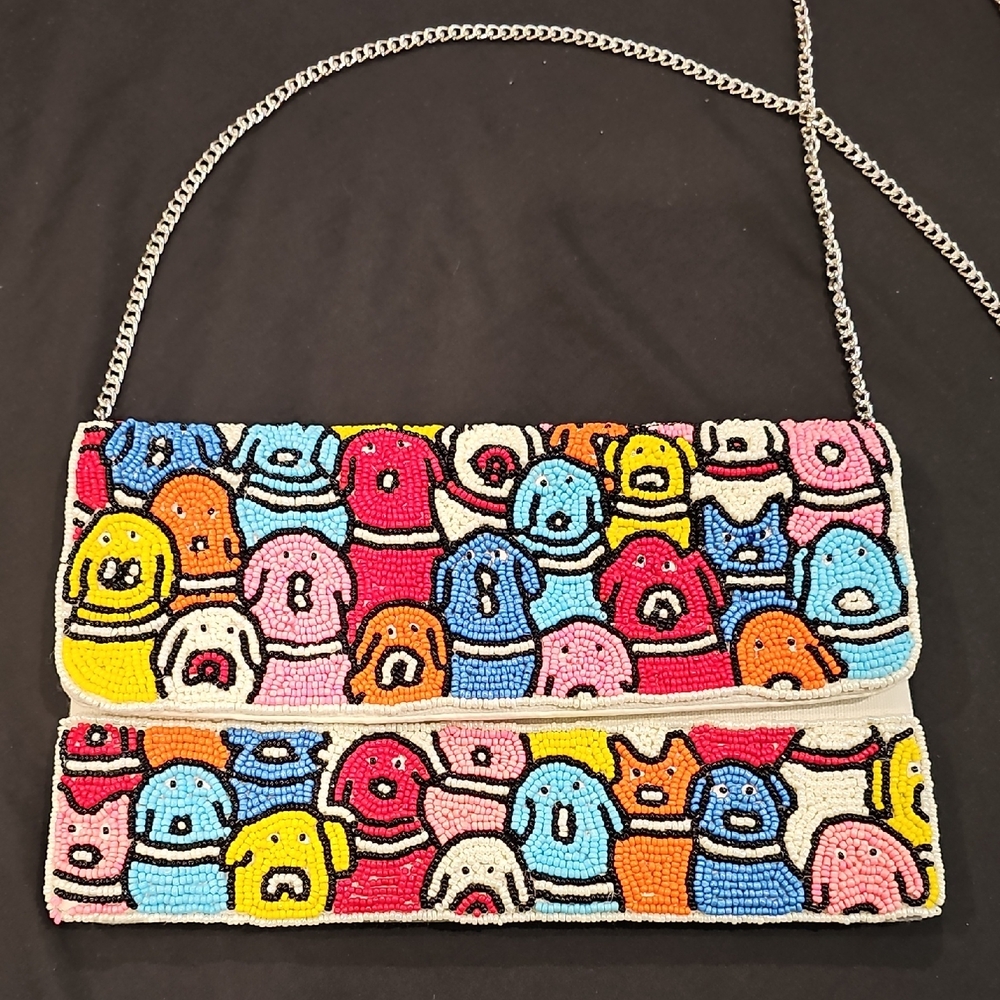 [Like New] AMAZING Beaded Sea of Dogs Clutch Bag Puppies SO CUTE!!